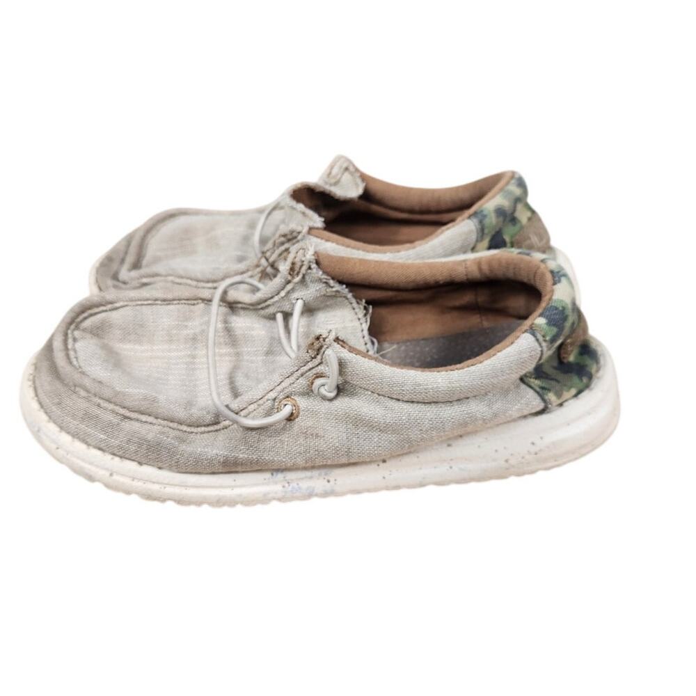 Hey Dude Wally Camo youth size 1